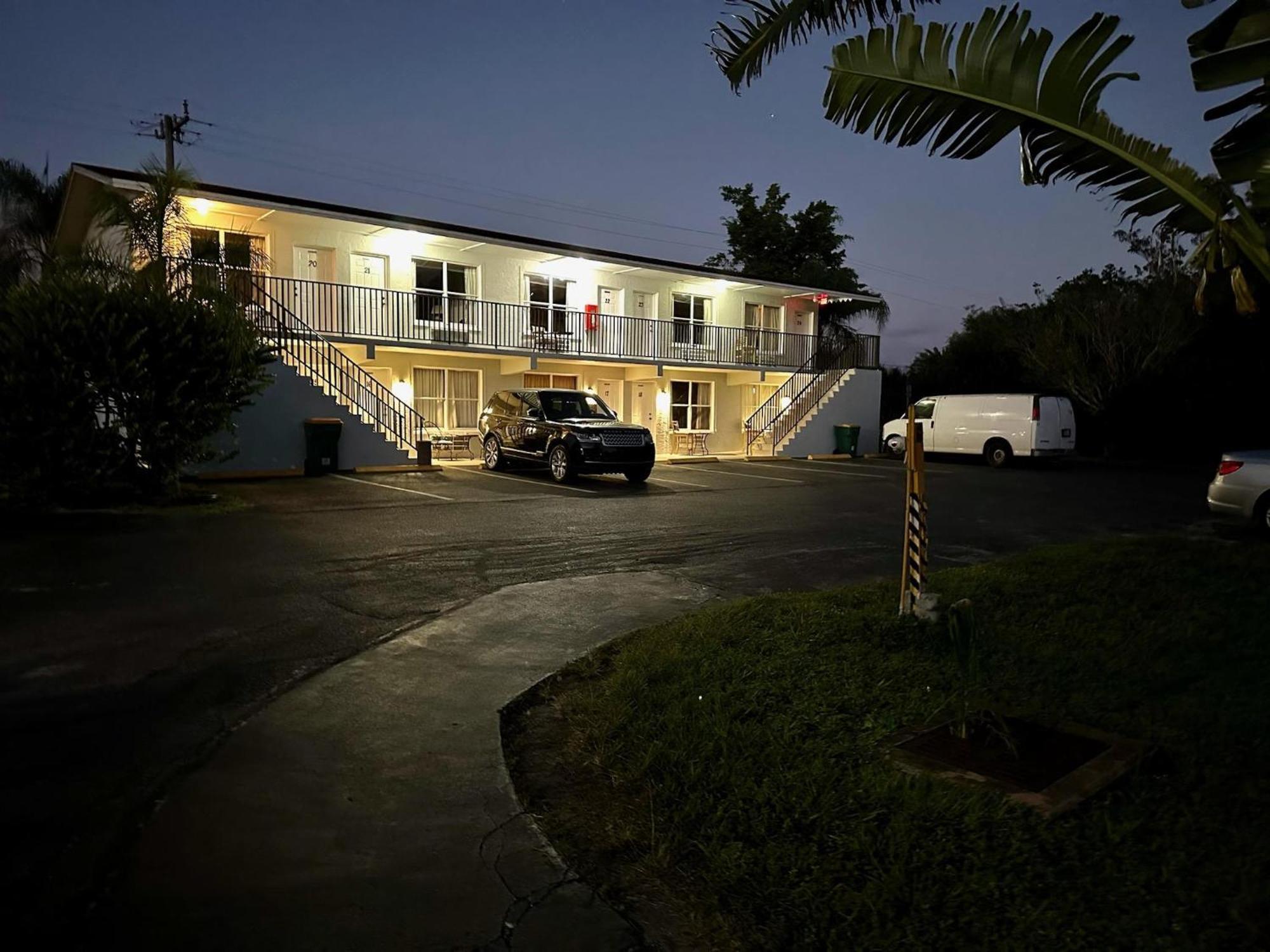 Conty'S Motel North North Naples Dış mekan fotoğraf