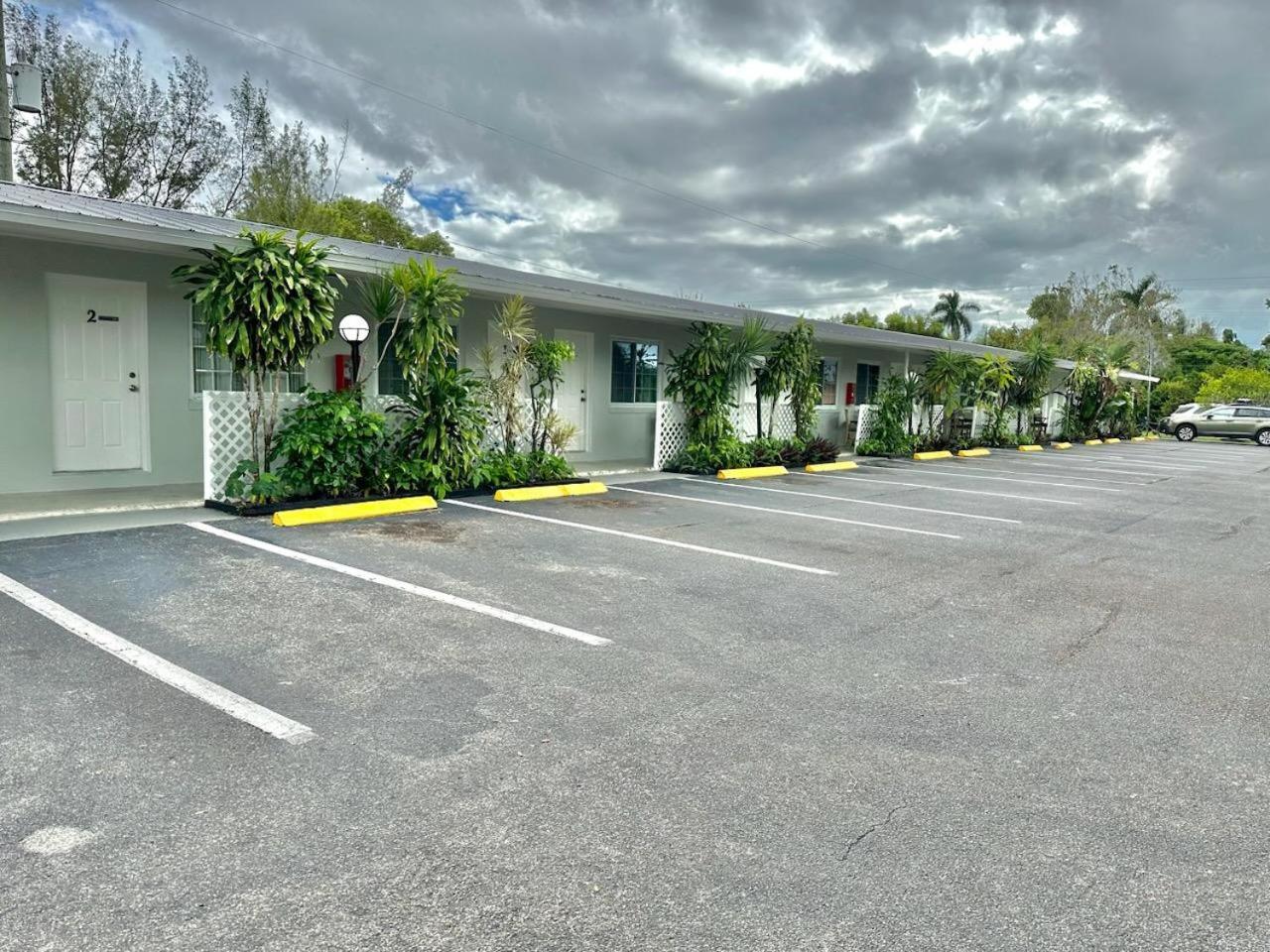 Conty'S Motel North North Naples Dış mekan fotoğraf