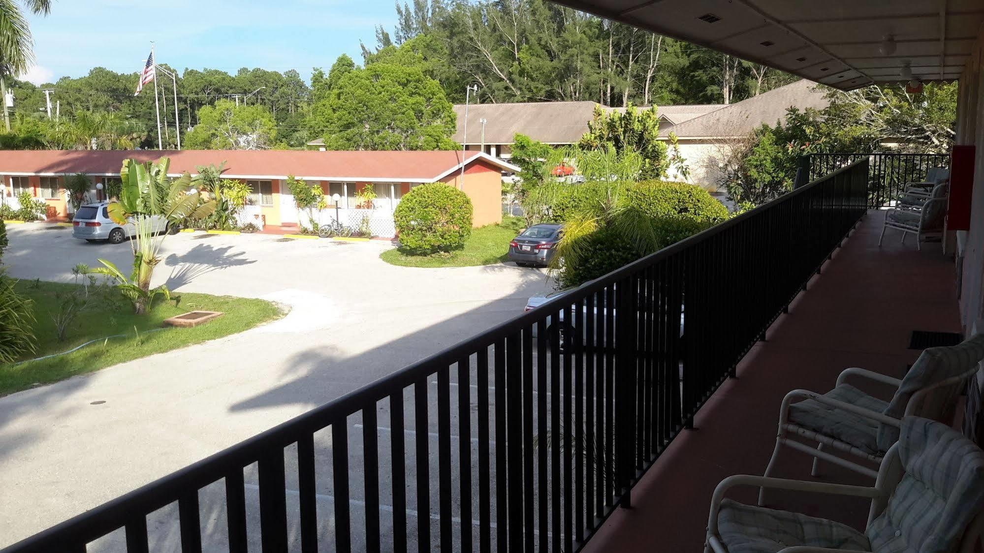 Conty'S Motel North North Naples Dış mekan fotoğraf